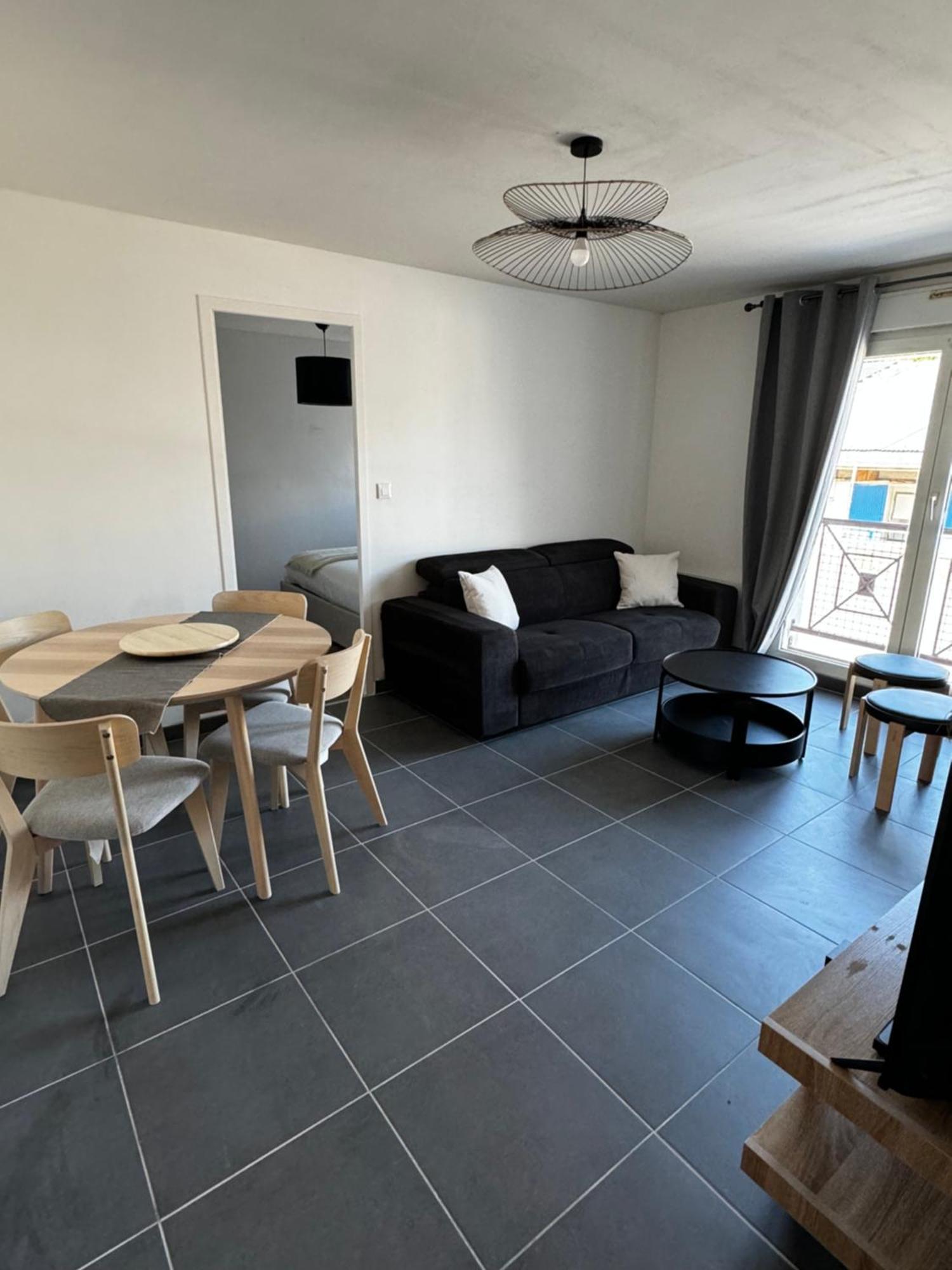 Au Coeur De Port Apartment Екстериор снимка
